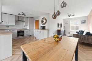 Photo 17- click for photo gallery